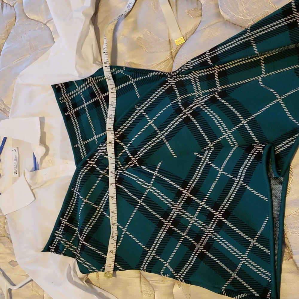 Unique NY&C Stunning Blouse